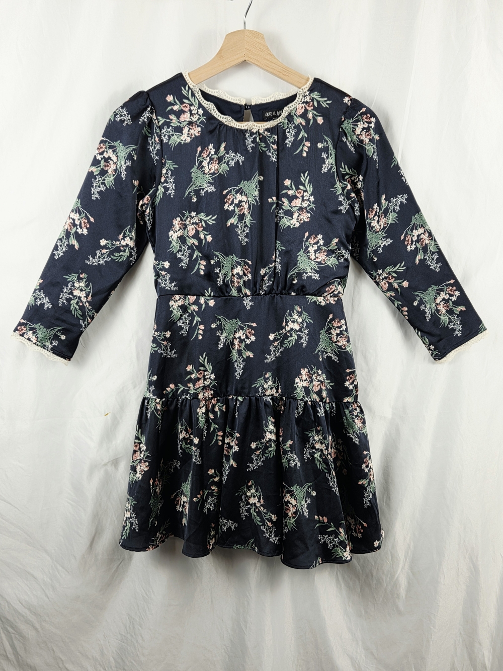 Ava & Yelly Girls Navy Floral Long-Sleeve Dress with Lace Trim Size 12